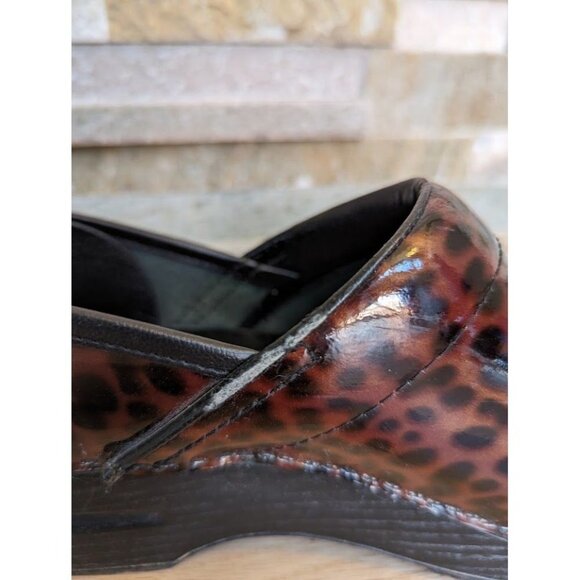 DANSKO PRO Tortoise Shell Patent Leather Brown Clog Womens 9 - Picture 5 of 8